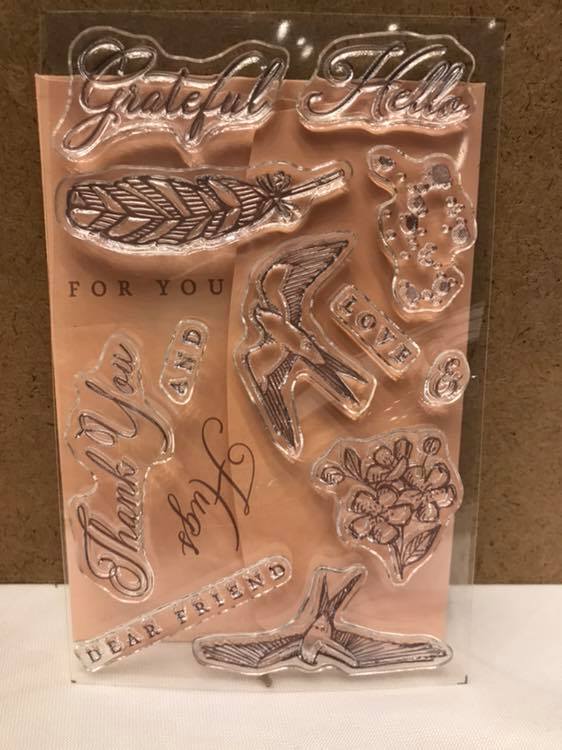 Who doesn't like a card kit delivered right to your front door each and every month? You will love the Stampin' Up! Paper Pumpkin kits! Order your subscription today! Visit my blog: www.thestampcamp.com #paperpumpkin, #stampinup #thestampcamp #glendasblog #cardkits
