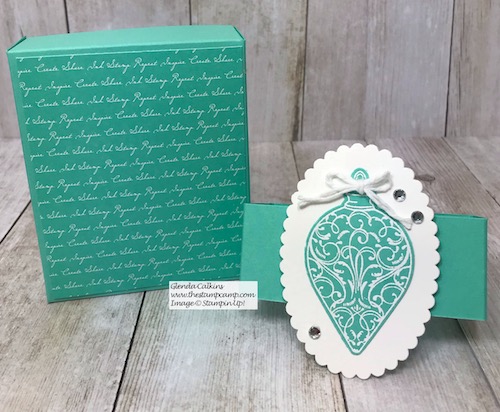 A beautiful box all wrapped up for Christmas. What's inside? A Gingerbread Man Bath Bomb from Bath & Body Works! Details on my blog here: https://wp.me/p59VWq-aBD . #thestampcamp #stampinup #christmasgift #handmade